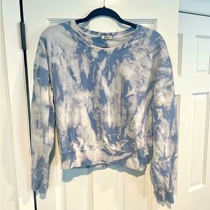 Buffalo tie dye cropped sweatshirt